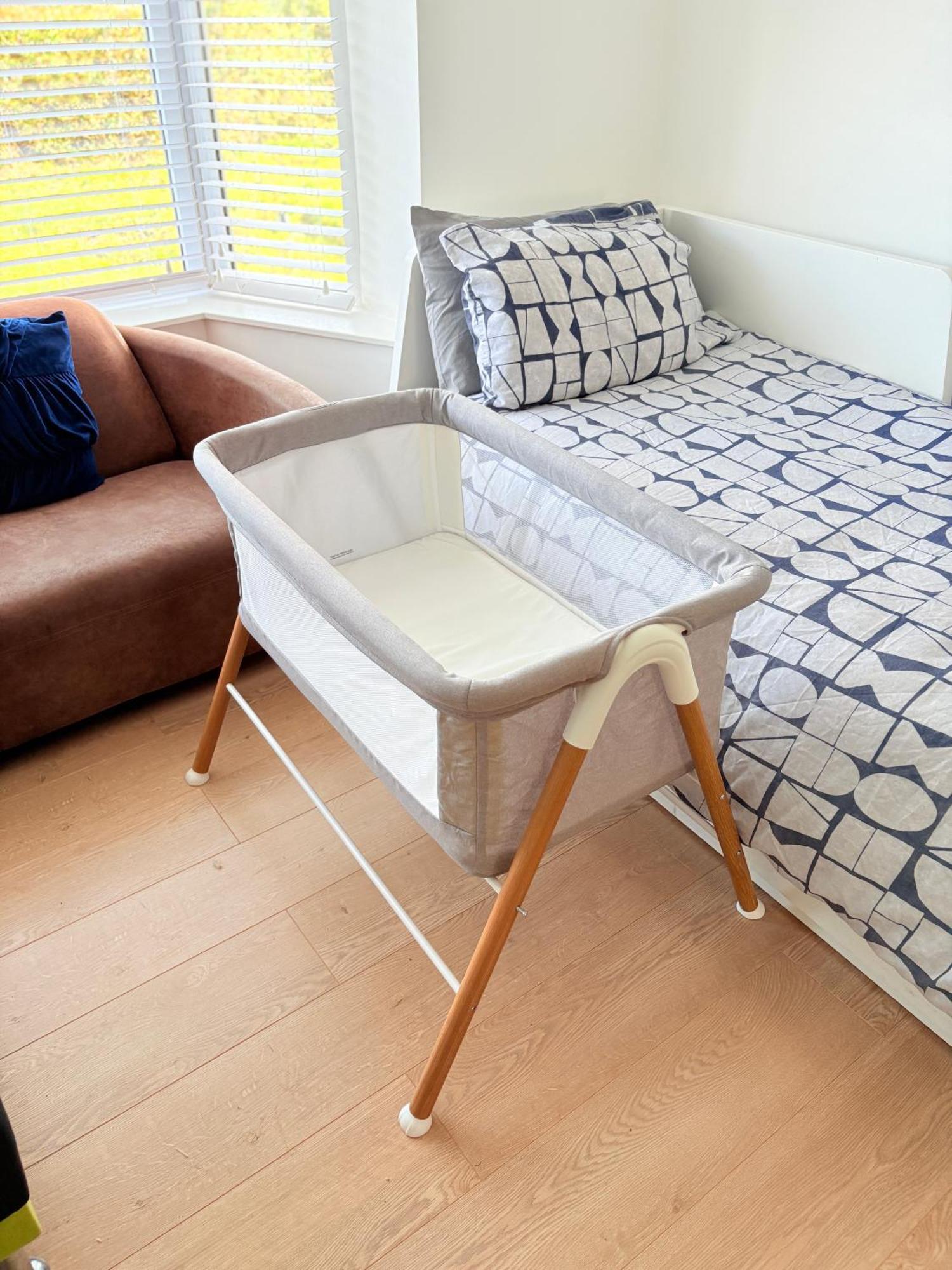 Luton Lodge - Newly Renovated Ideal For Short Stay, Close To Airport Train Station, Free Parking Off Street , Luxury Comfort In Low Price Екстериор снимка
